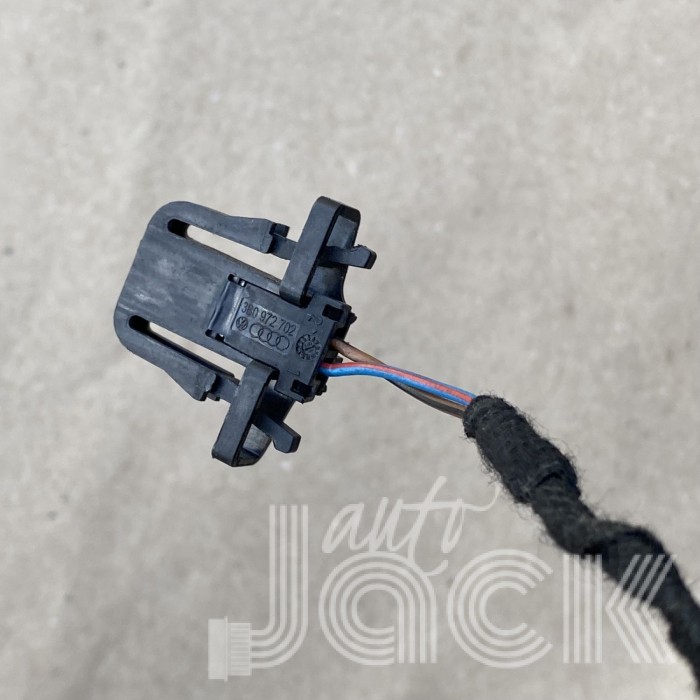 Роз'єм для Volkswagen oe 3B0972702