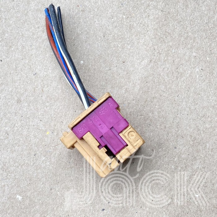 Роз'єм для Audi oe 8K0972483A