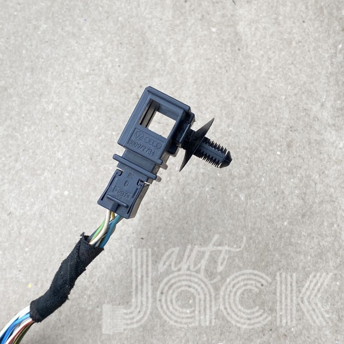 Роз'єм для Audi oe 3B0972734