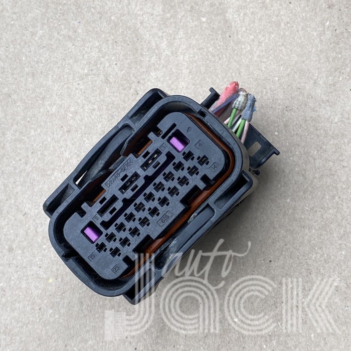 Роз'єм для Audi oe 4G0973213A