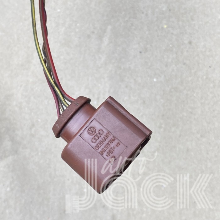 Роз'єм для Audi oe 8K0973704A