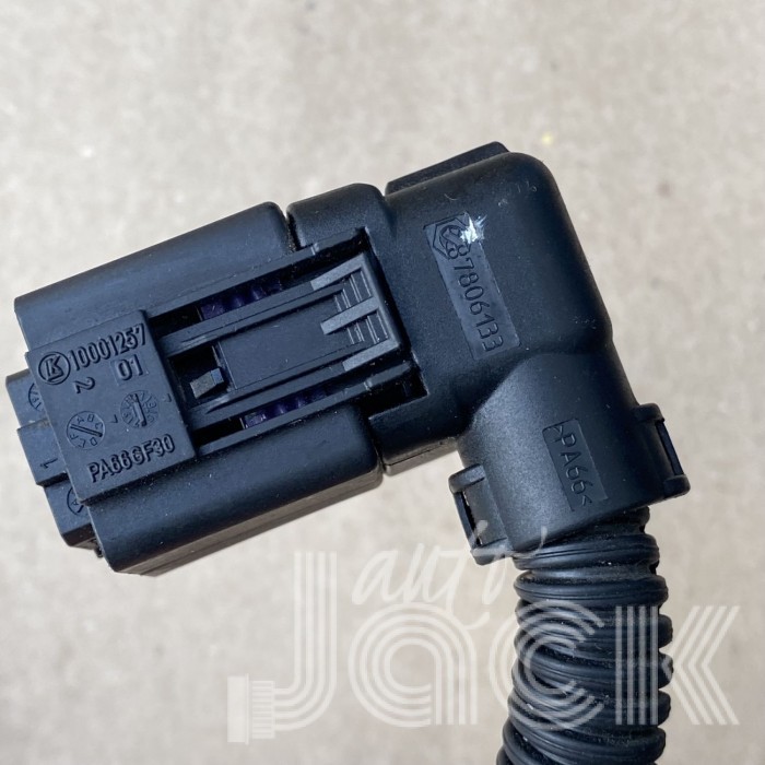 Роз'єм для BMW oe 7599697 Роз'єм для BMW oe 7599697