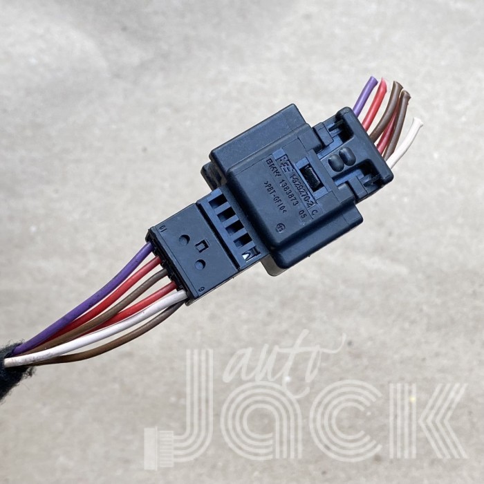 Роз'єм для BMW oe 1383873