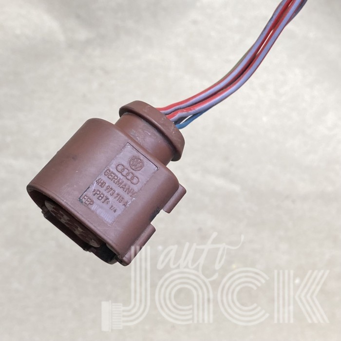 Роз'єм для Audi oe 4H0973713A