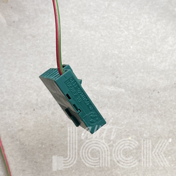 Роз'єм для BMW oe 9214050