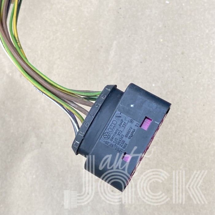 Разъем для Volkswagen oe 1J0973737