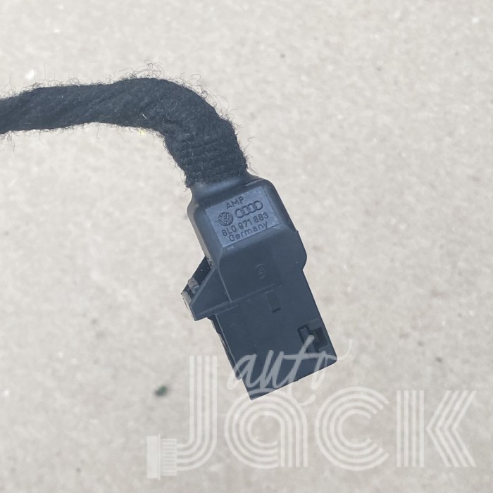Разъем для Audi oe 8L0971883