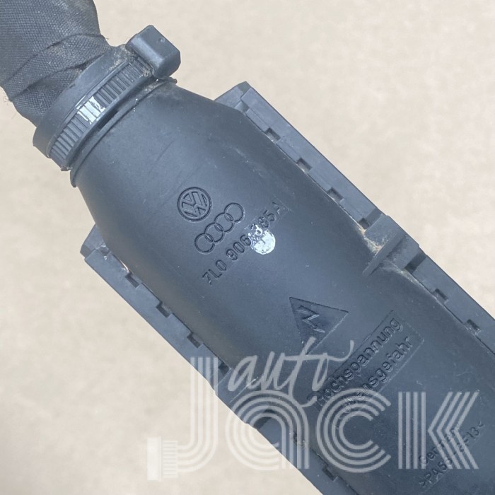 Роз'єм для Audi oe 7L0906385A Роз'єм для Audi oe 7L0906385A