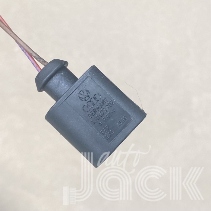 Разъем для Audi oe 1J0973702