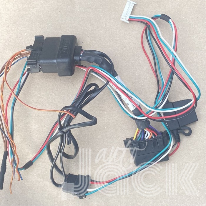 Разъем для Audi oe 3A0972695A