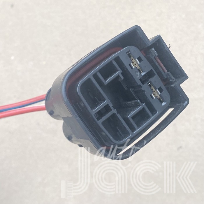 Разъем для BMW oe 61139241866 Разъем для BMW oe 61139241866