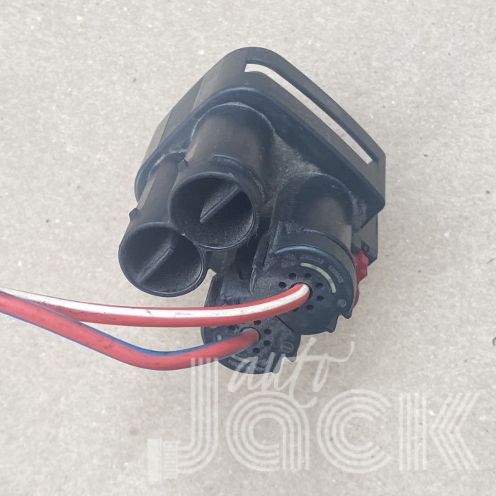 Разъем для BMW oe 61139241866 Разъем для BMW oe 61139241866