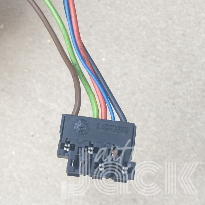 Разъем для Mercedes Benz oe 0295450628 Разъем для Mercedes Benz oe 0295450628