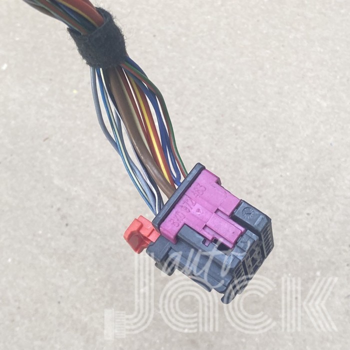 Роз'єм для Audi oe 8K0972483