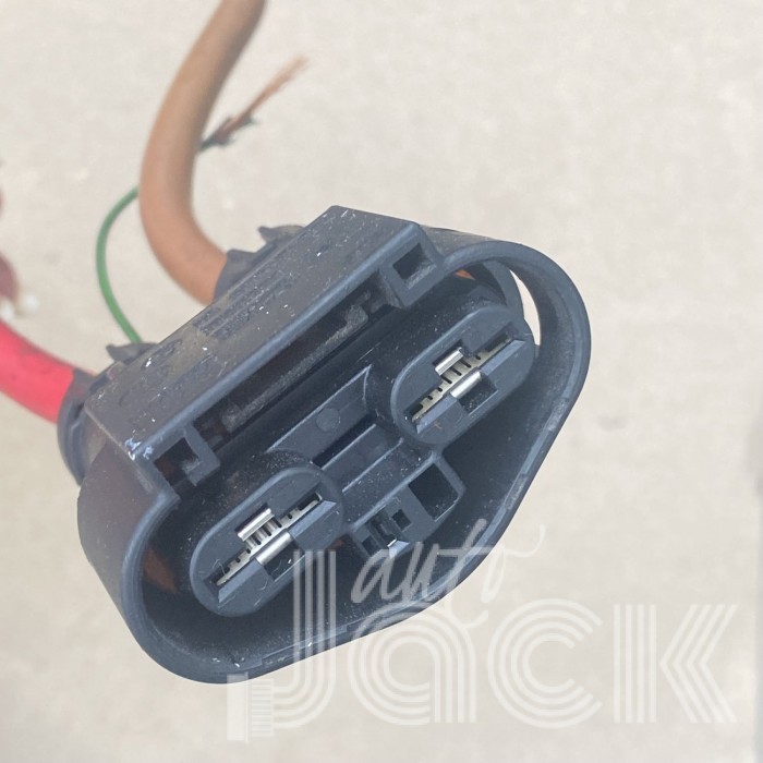 Роз'єм для BMW oe 61136987020