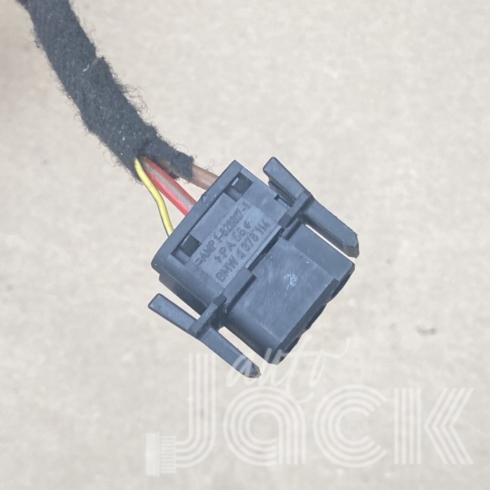 Роз'єм для BMW oe 1378114