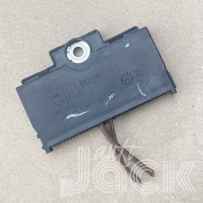 Роз'єм для BMW oe 61136825781