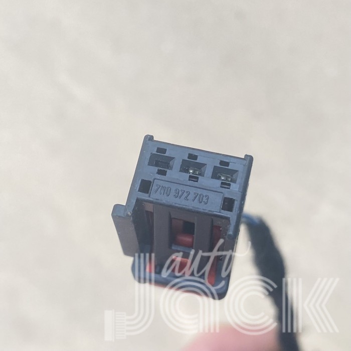 Роз'єм для Audi oe 7N0972703