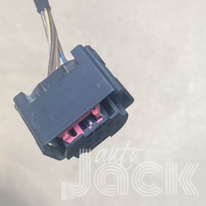 Роз'єм для BMW oe 8364620 Роз'єм для BMW oe 8364620