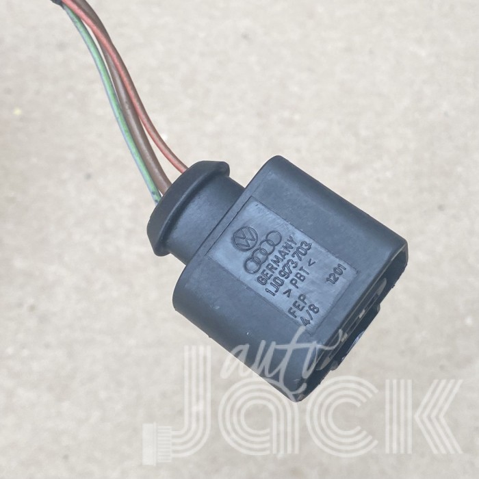 Роз'єм для Audi oe 1J0973703
