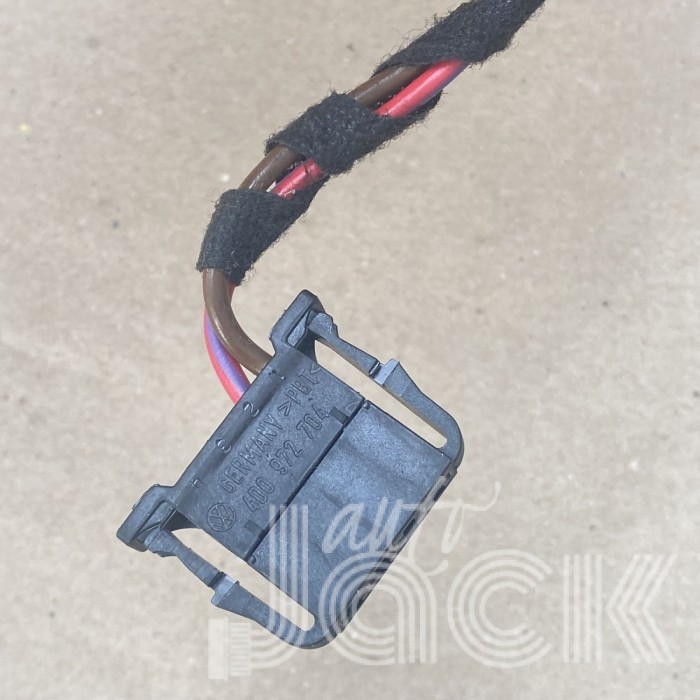 Роз'єм для Audi oe 4D0972704