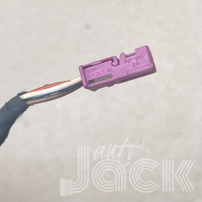 Роз'єм для BMW oe 9362831