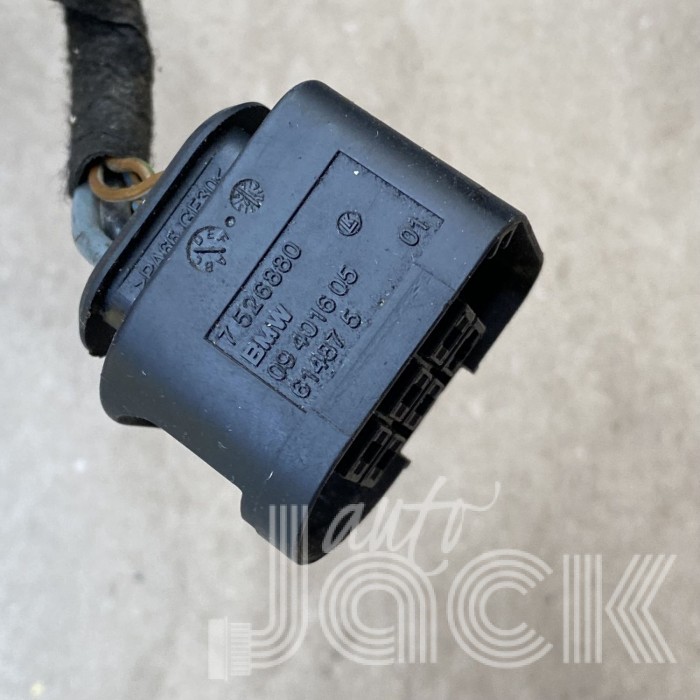 Роз'єм для BMW oe 7526880 Роз'єм для BMW oe 7526880