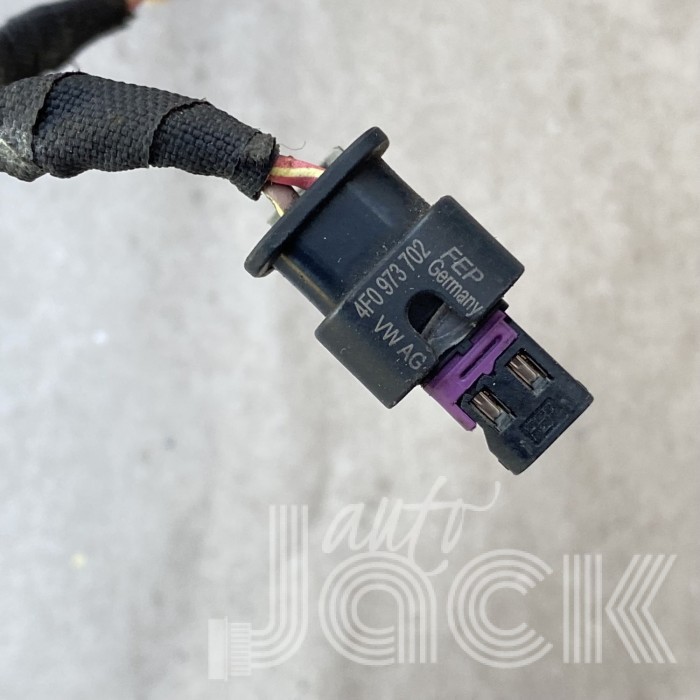 Роз'єм парктроніка для Audi oe 4F0973702