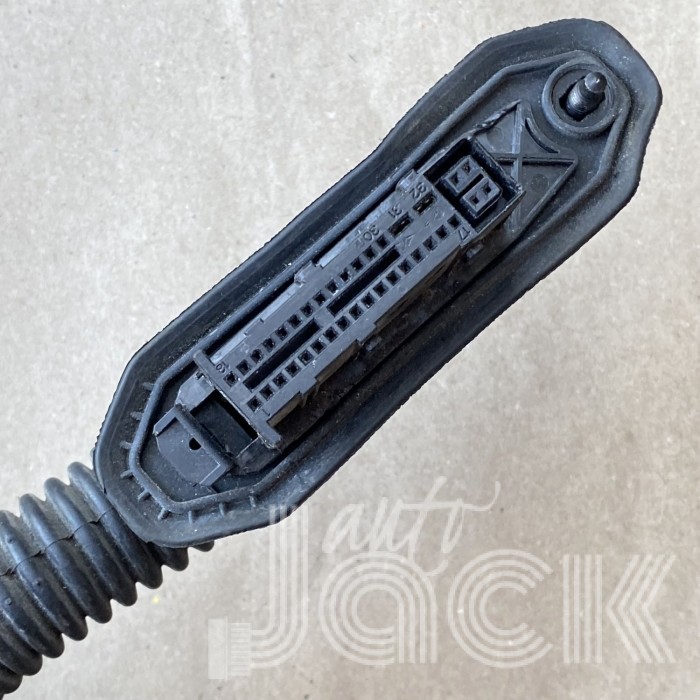 Роз'єм для BMW oe 6925542