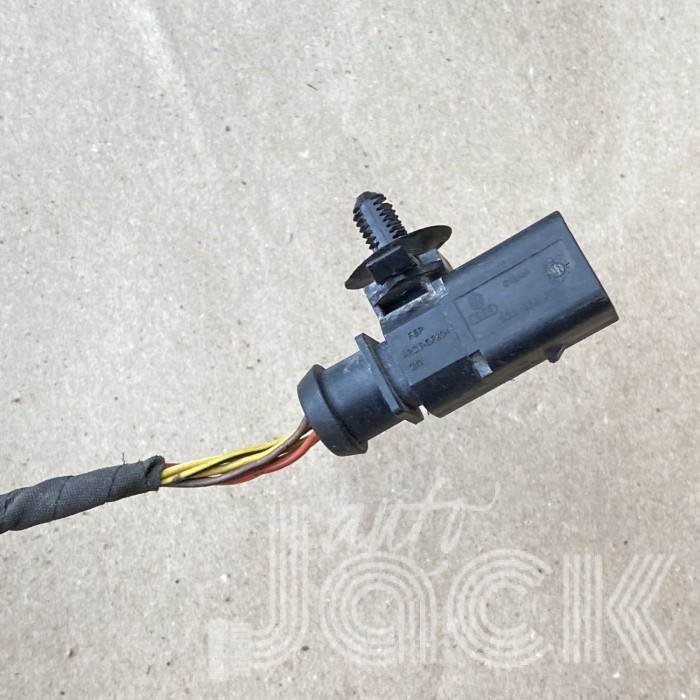 Роз'єм для Audi oe 3B0973813