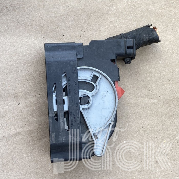 Роз'єм для Audi oe 8W0973374