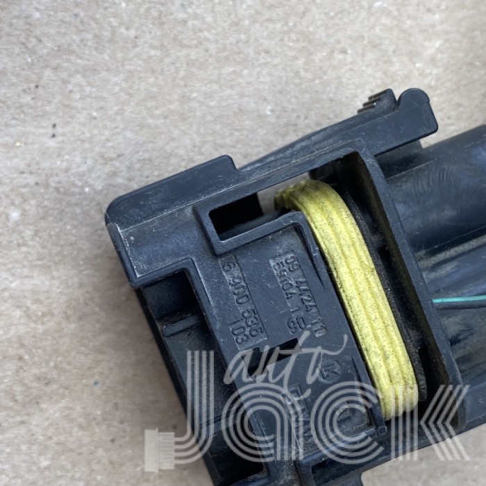 Роз'єм для BMW oe 6900536 Роз'єм для BMW oe 6900536