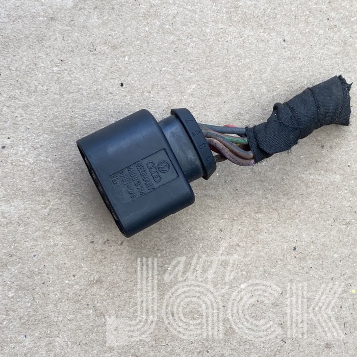 Роз'єм для Volkswagen oe 4H0973714