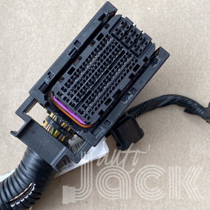 Роз'єм для Land Rover oe 1928405452 Роз'єм для Land Rover oe 1928405452