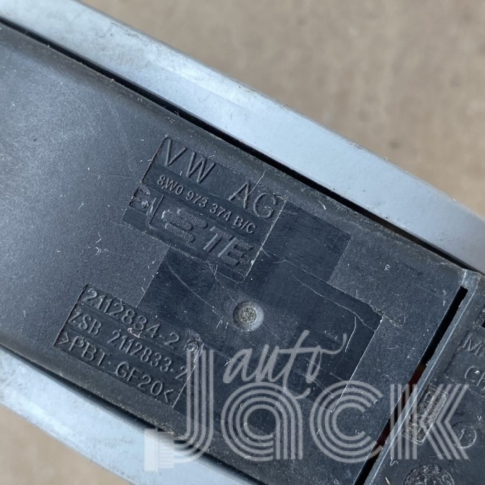 Роз'єм для Audi oe 5Q0973046 Роз'єм для Audi oe 5Q0973046