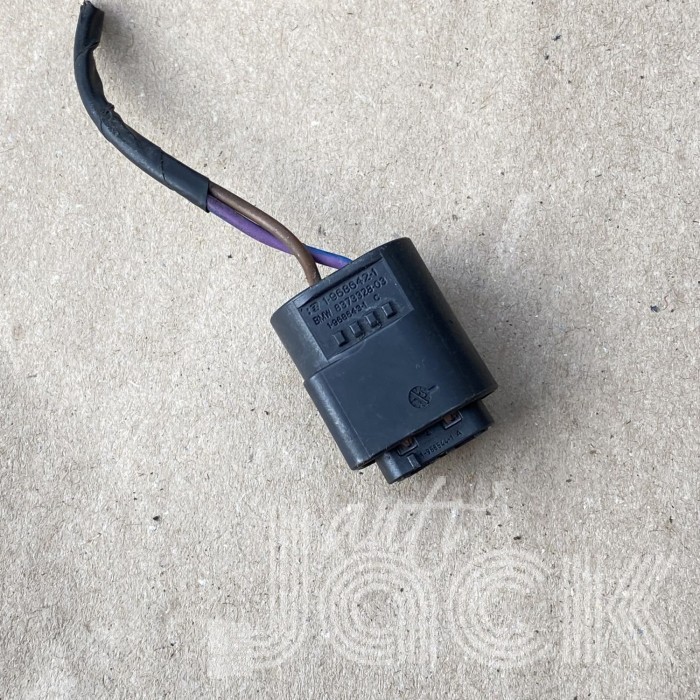 Роз'єм для BMW oe 8373328