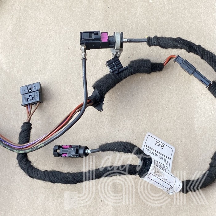 Джгут кабелю бездротової зарядки для BMW oe 9396081 Джгут кабелю бездротової зарядки для BMW oe 9396081