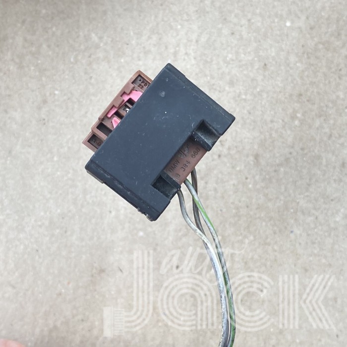 Роз'єм для BMW oe 8384668