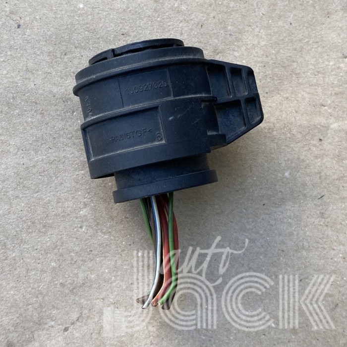 Роз'єм для Audi oe 1J0927320