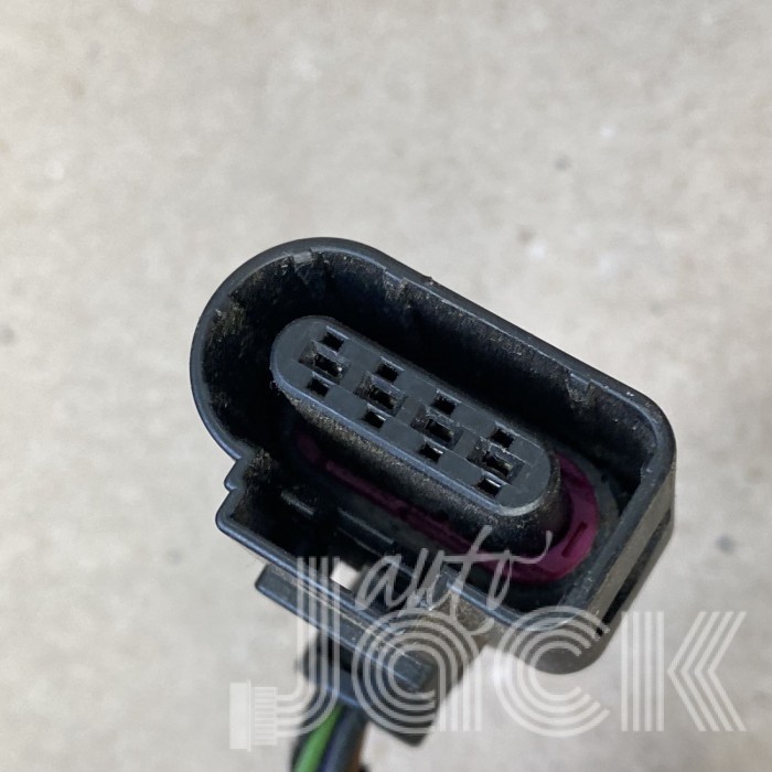 Роз'єм для Audi oe 8K0973704