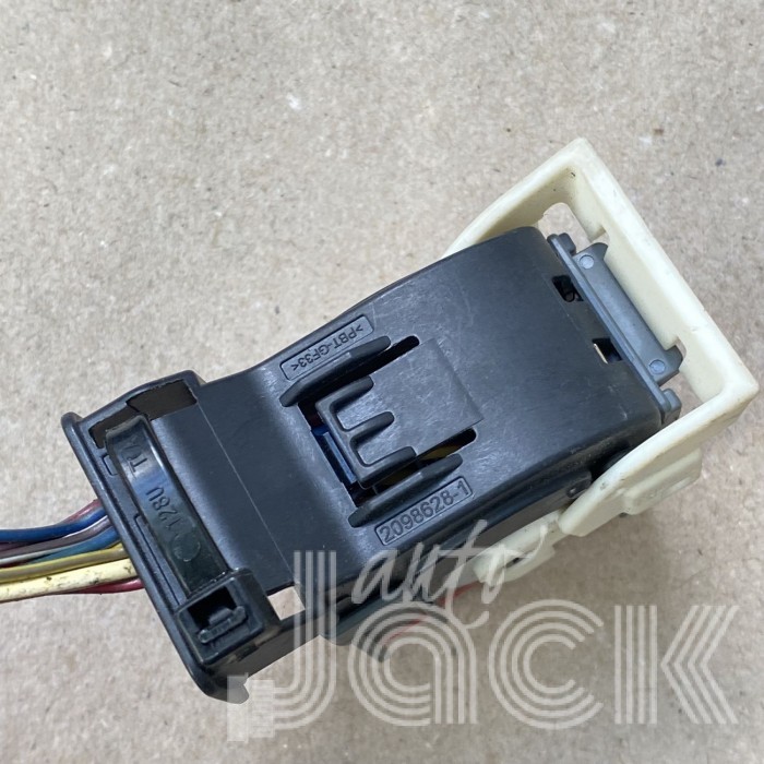 Роз'єм для Ford oe 2098628