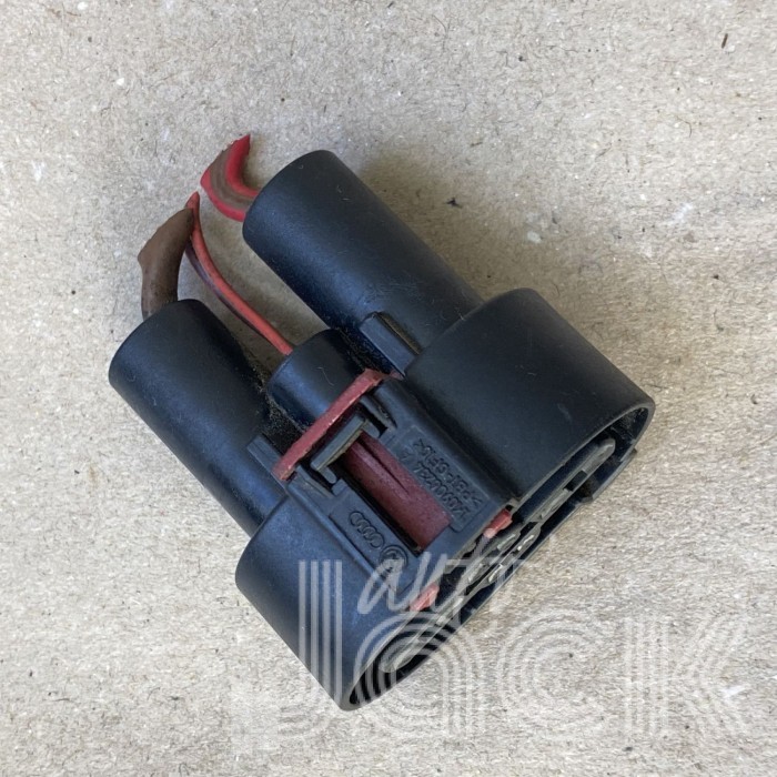 Роз'єм для Audi oe 1K0906234