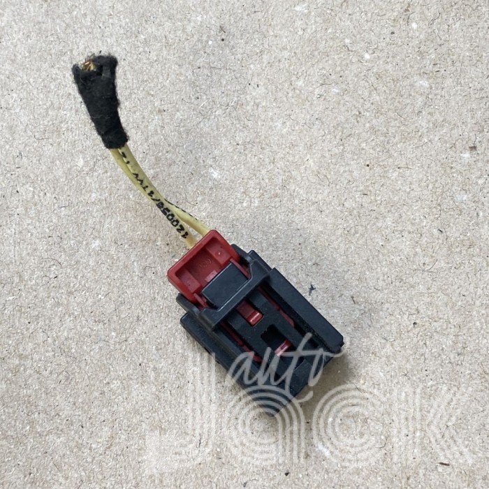 Роз'єм для Audi oe 7N0972704