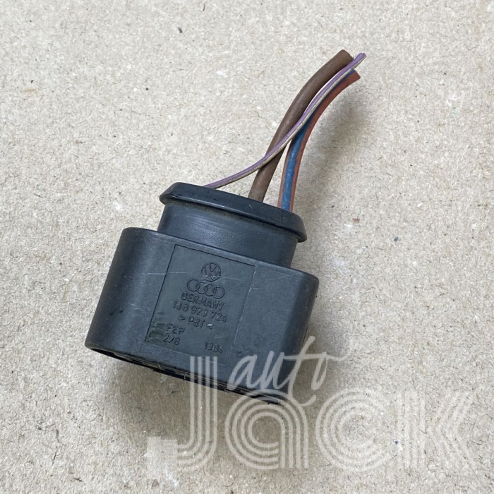 Роз'єм для Audi oe 1J0973724