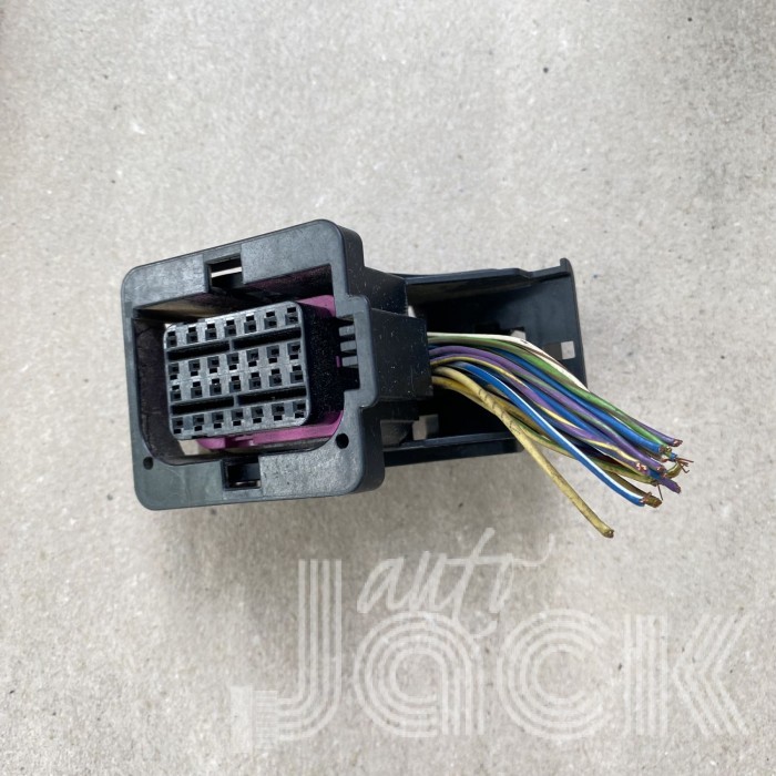 Роз'єм для Volkswagen oe 3QF973722A