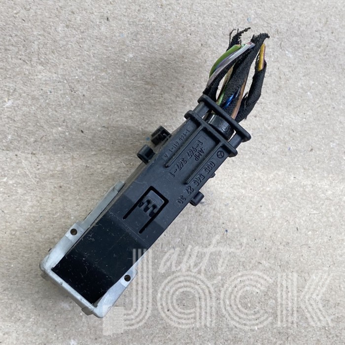 Роз'єм для Mercedes Benz oe 0055452730