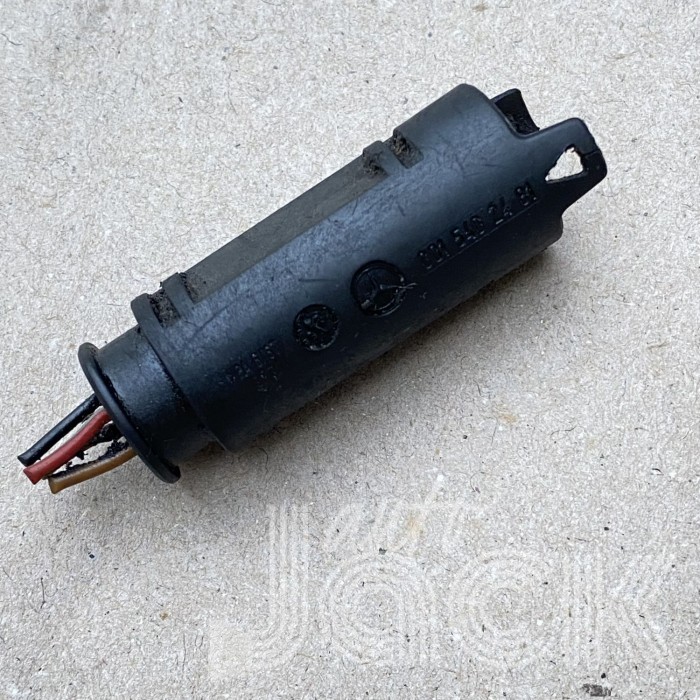 Роз'єм для Mercedes Benz oe 0015402481