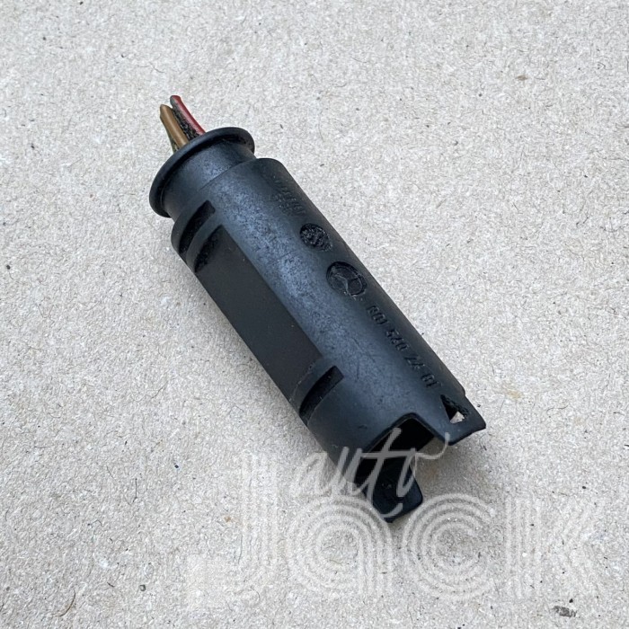 Роз'єм для Mercedes Benz oe 0015402481