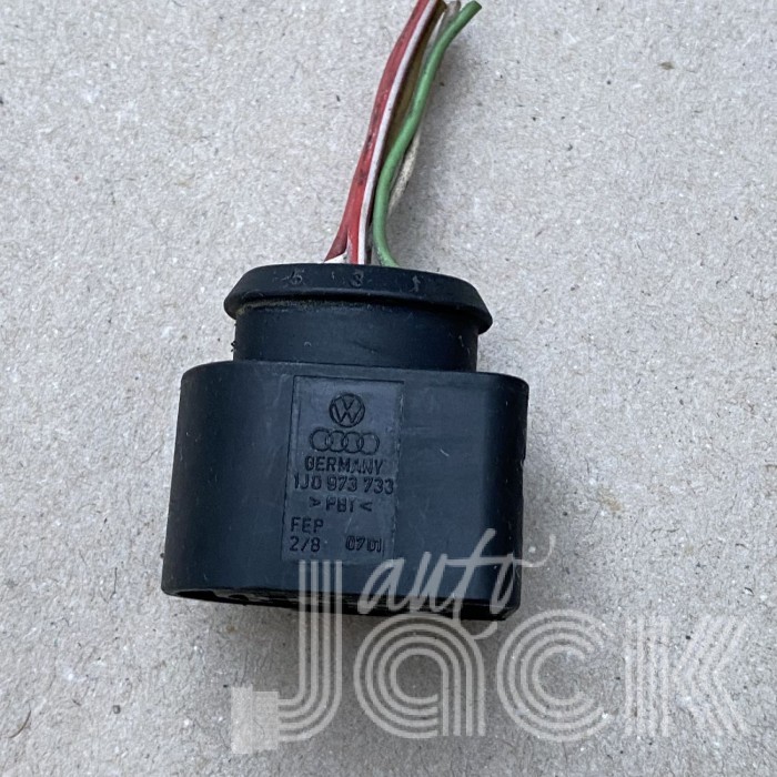 Роз'єм для Audi oe 1J0973733