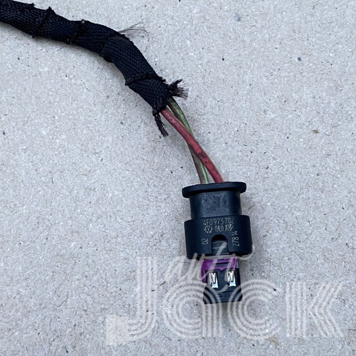 Роз'єм парктроніка для Audi oe 4F0973702